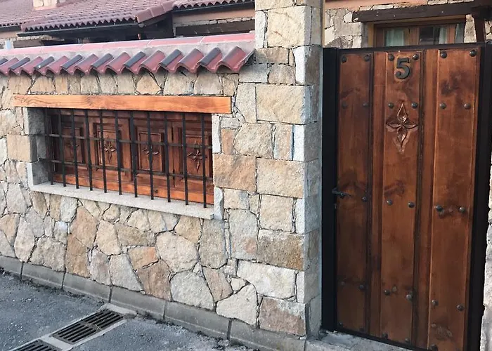 乡村民宿 Gredos Treboles San Martin de la Vega del Alberche